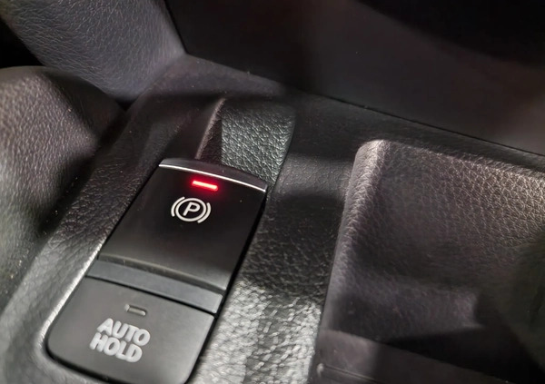 Nissan Qashqai cena 77900 przebieg: 82000, rok produkcji 2017 z Jelenia Góra małe 436